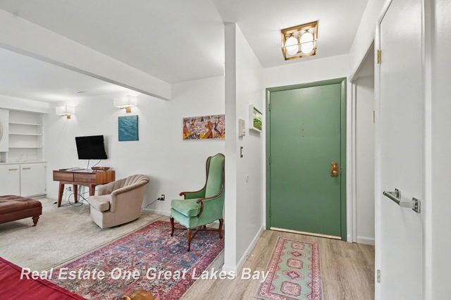 5921 W Michigan Avenue B2, Saginaw, MI 48638