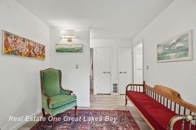 5921 W Michigan Avenue B2, Saginaw, MI 48638