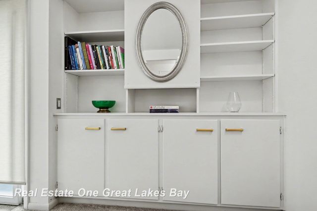 5921 W Michigan Avenue B2, Saginaw, MI 48638