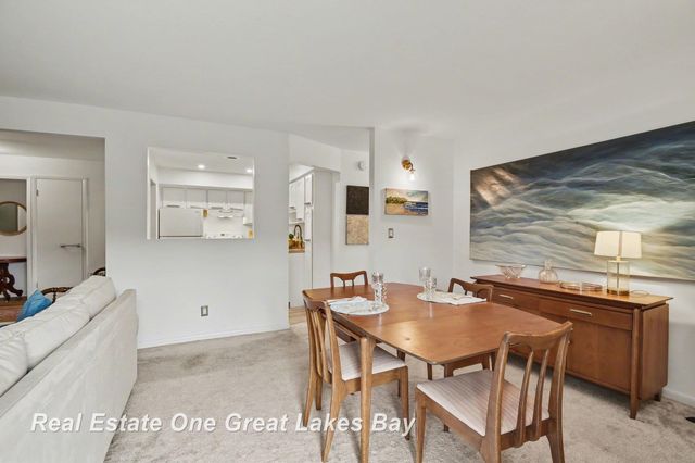 5921 W Michigan Avenue B2, Saginaw, MI 48638