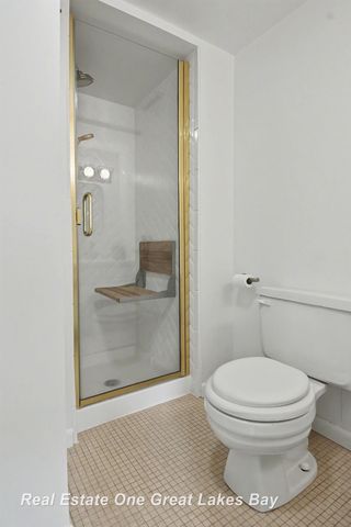 5921 W Michigan Avenue B2, Saginaw, MI 48638