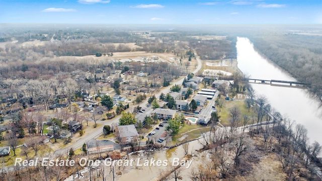 5921 W Michigan Avenue B2, Saginaw, MI 48638