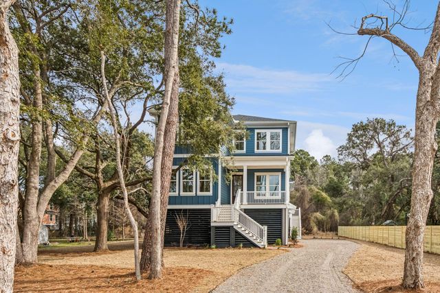 1460 Periwinkle Drive, Mount Pleasant, SC 29466