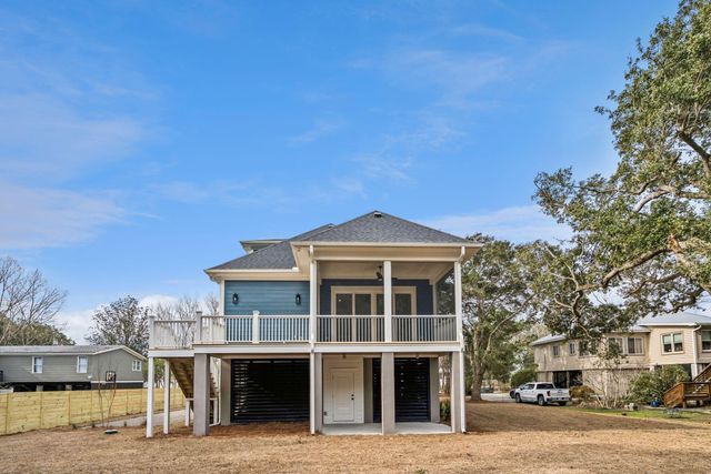 1460 Periwinkle Drive, Mount Pleasant, SC 29466