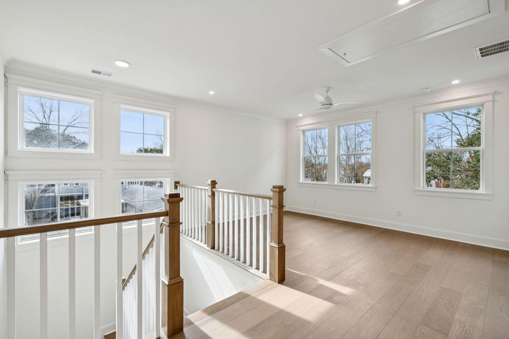 Image 47 of property listing at 1460 Periwinkle Drive, Mount Pleasant, SC 29466