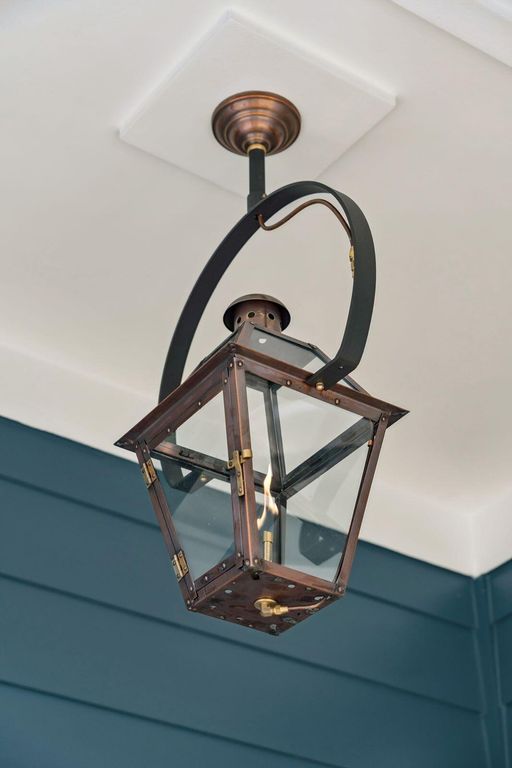 Image 5 of property listing at 1460 Periwinkle Drive, Mount Pleasant, SC 29466