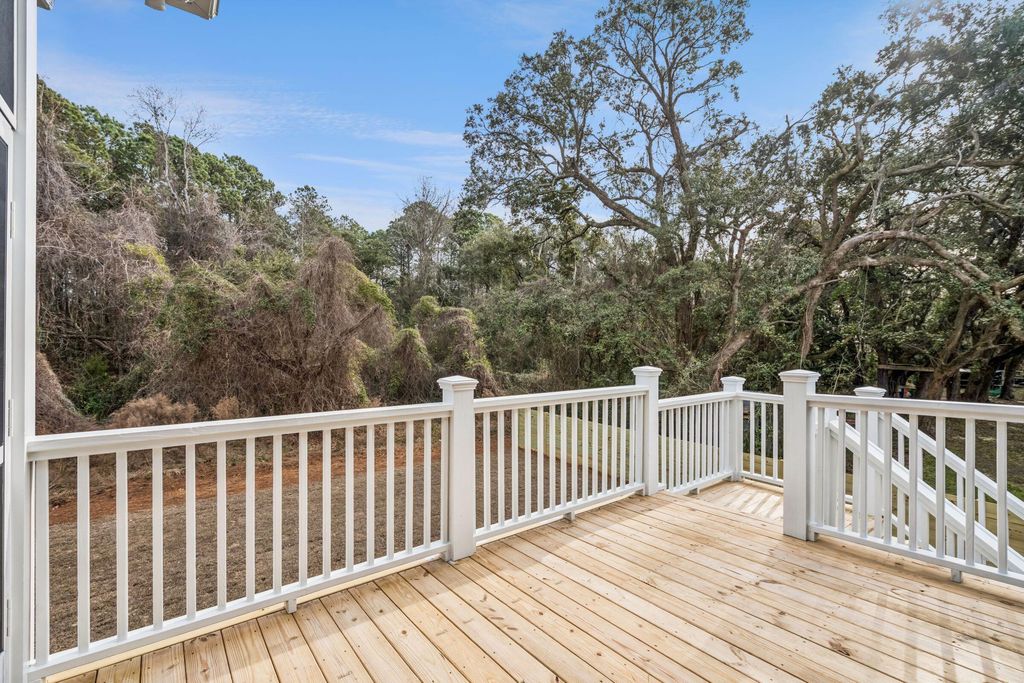 Image 57 of property listing at 1460 Periwinkle Drive, Mount Pleasant, SC 29466