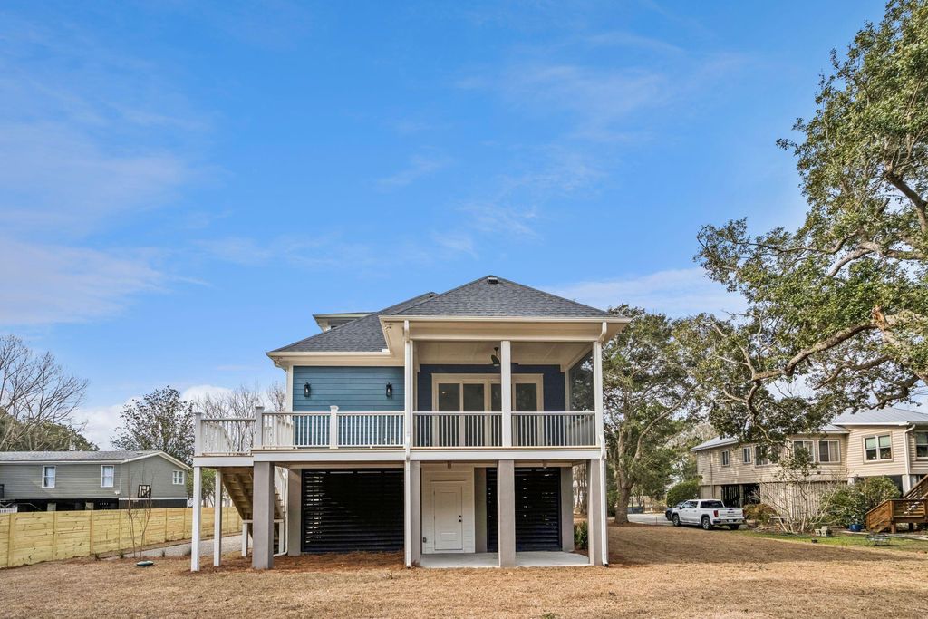 Image 64 of property listing at 1460 Periwinkle Drive, Mount Pleasant, SC 29466