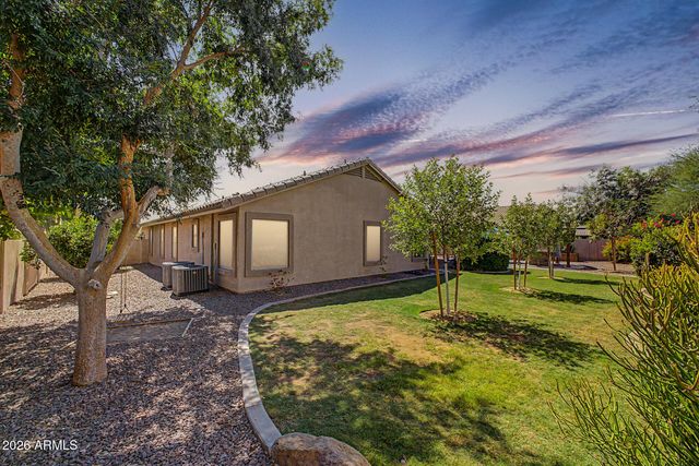 2682 S Elm Street, Gilbert, AZ 85295