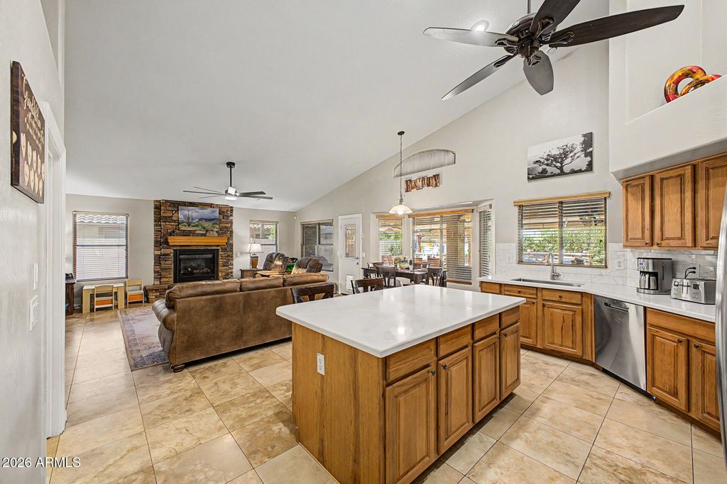 2682 S Elm Street, Gilbert, AZ 85295 — photo 3
