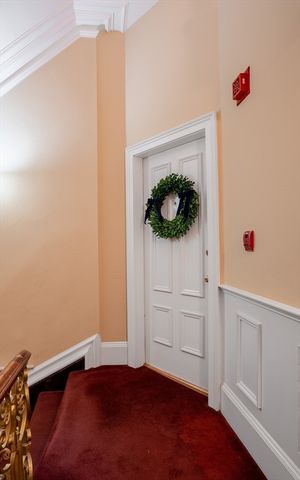 127 Beacon St 32, Boston, MA 02116