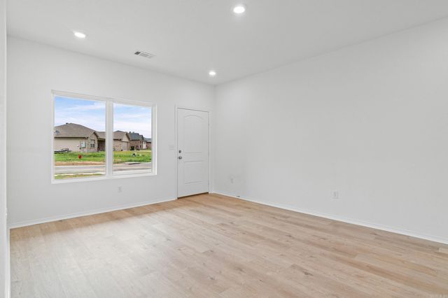 13 Ten Point Lane, Ward, AR 72176