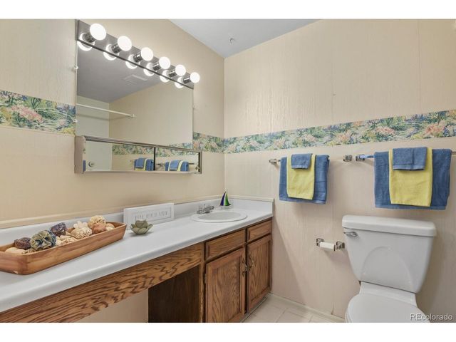 13315 W 72nd Cir, Arvada, CO 80005