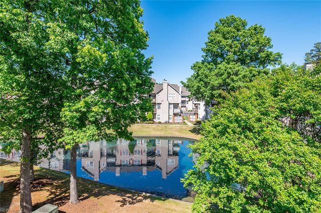 12742 Daybreak CIR, Newport News, VA 23602
