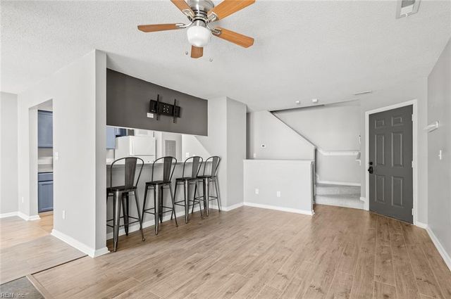 12742 Daybreak CIR, Newport News, VA 23602