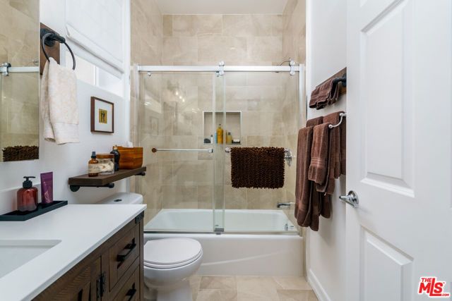 4400 Cartwright Avenue 205, Toluca Lake (los Angeles), CA 91602