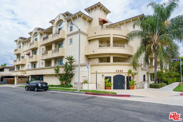 4400 Cartwright Avenue 205, Toluca Lake (los Angeles), CA 91602