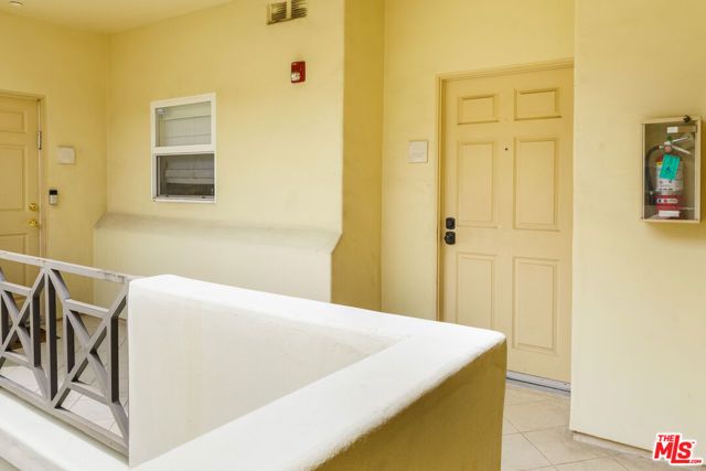 4400 Cartwright Avenue 205, Toluca Lake (los Angeles), CA 91602