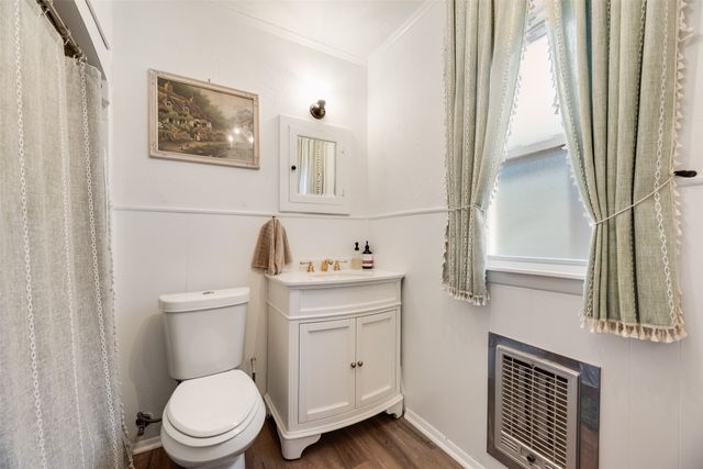 2216 Lotus Avenue, Fort Worth, TX 76111