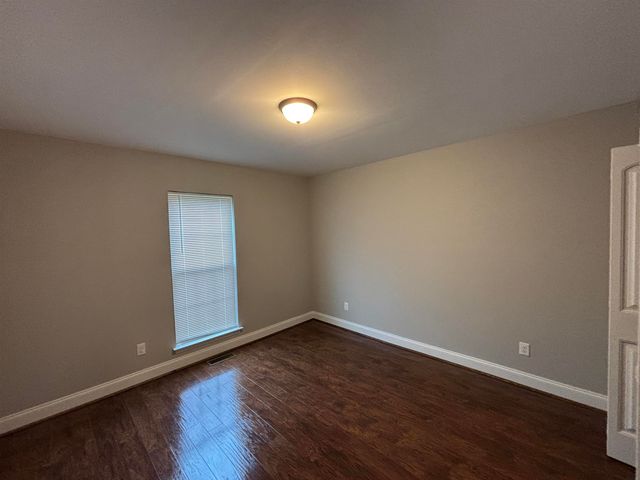 122 E Phillips Avenue, Gaffney, SC 29341