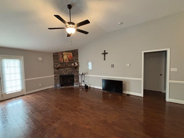 122 E Phillips Avenue, Gaffney, SC 29341