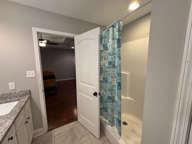 122 E Phillips Avenue, Gaffney, SC 29341