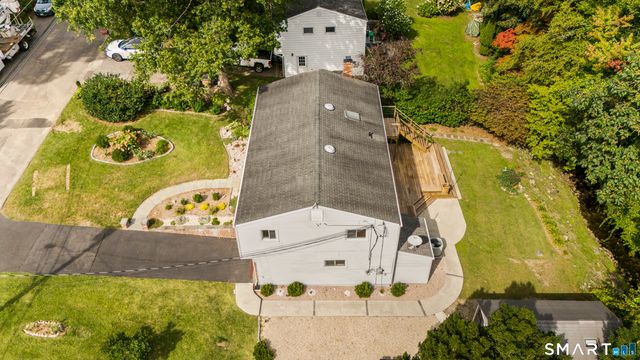 27 Amherst Place, Stamford, CT 06902