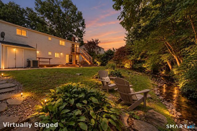 27 Amherst Place, Stamford, CT 06902
