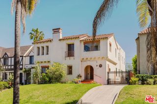 1122 S Tremaine Avenue, Los Angeles, CA 90019