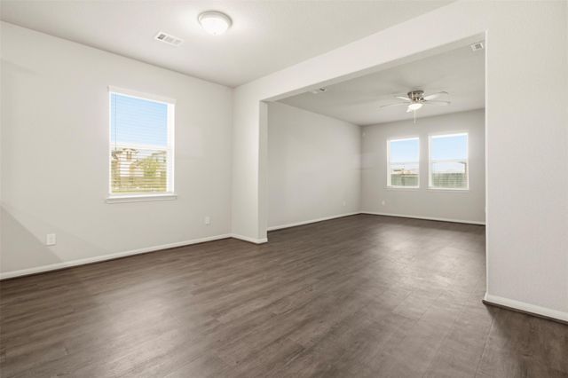 8438 Baywatch Circle, Baytown, TX 77523