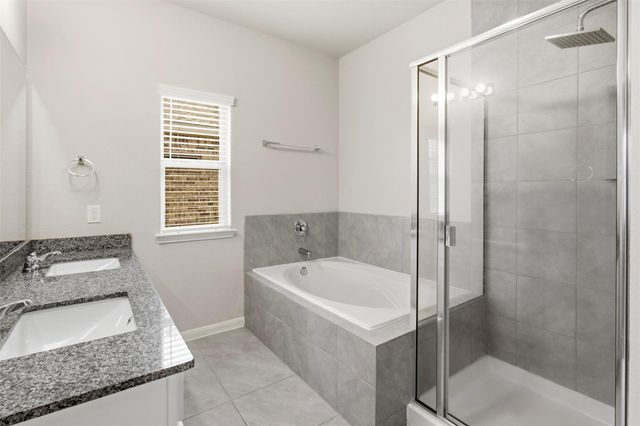 8438 Baywatch Circle, Baytown, TX 77523