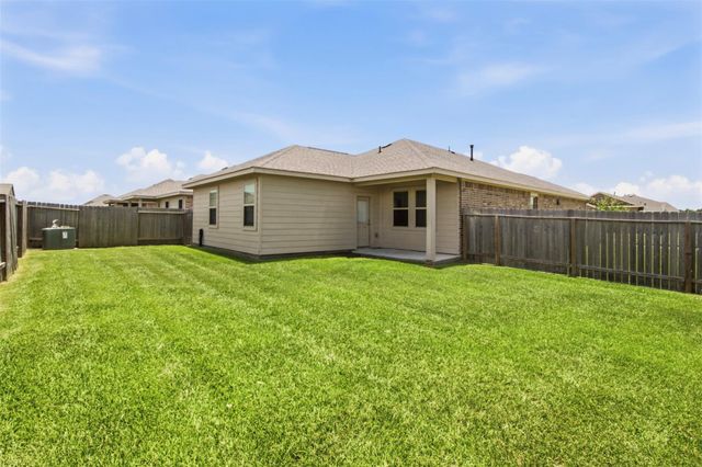 8438 Baywatch Circle, Baytown, TX 77523