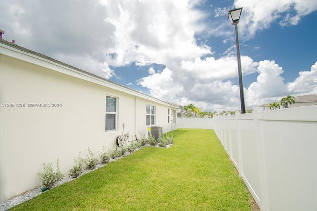 7214 Rockwood Rd, Jupiter, FL 33458