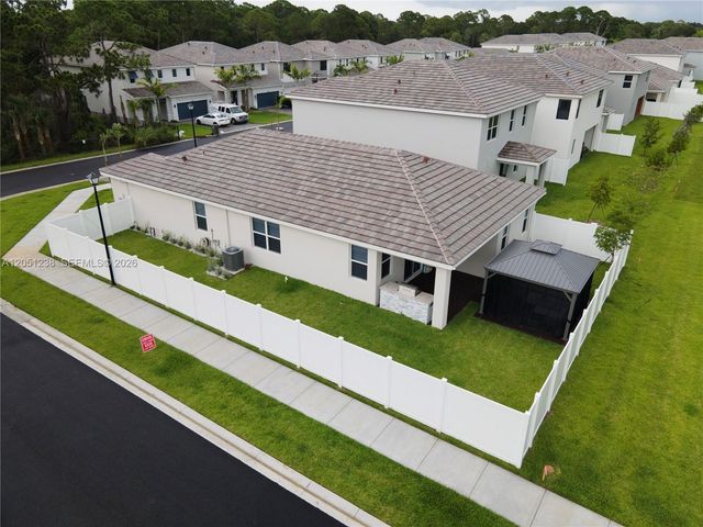 7214 Rockwood Rd, Jupiter, FL 33458