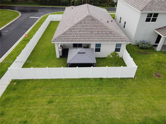7214 Rockwood Rd, Jupiter, FL 33458