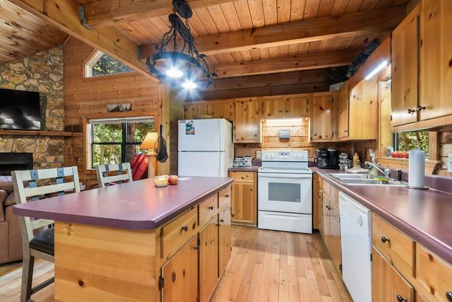 35 Winding Hill Trail, Murphy, NC 28906