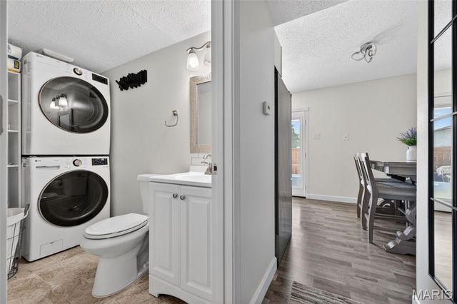 1003 Avenue H, Unincorporated, MO 63125