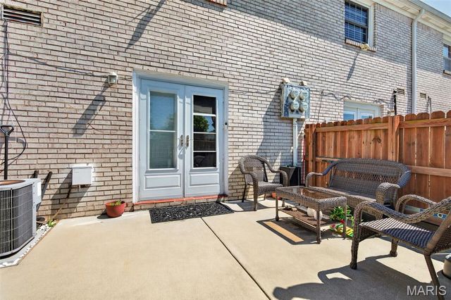 1003 Avenue H, Unincorporated, MO 63125