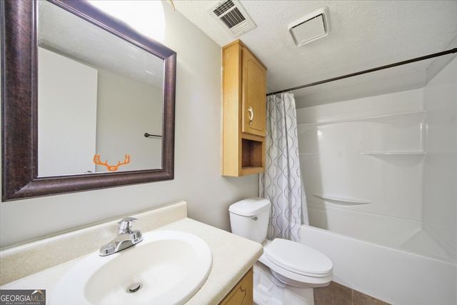 255 Frankie Lane, Covington, GA 30014