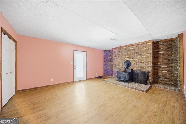 255 Frankie Lane, Covington, GA 30014