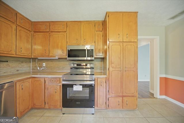 255 Frankie Lane, Covington, GA 30014