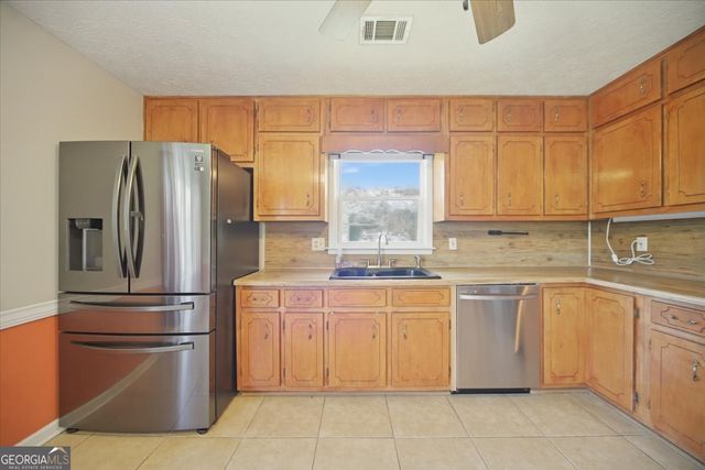 255 Frankie Lane, Covington, GA 30014