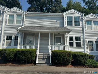 9 Woodhill Road 9, Milford, CT 06461