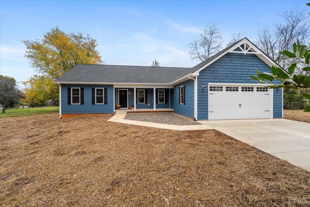 1025 Lindsay Rd, Forest, VA 24551