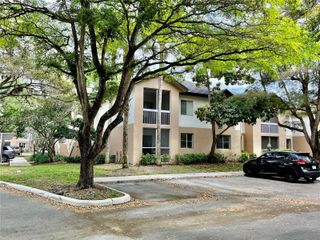 9755 Westview Dr 1217, Coral Springs, FL 33076