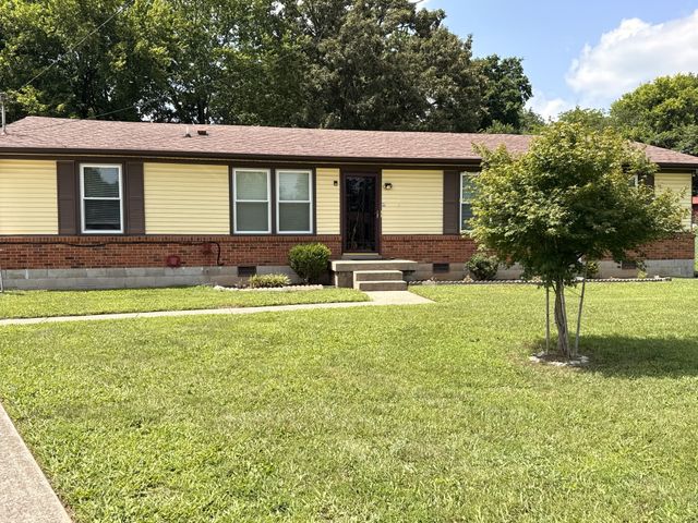 107 Winston Ct, Clarksville, TN 37042