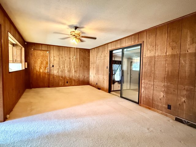 107 Winston Ct, Clarksville, TN 37042