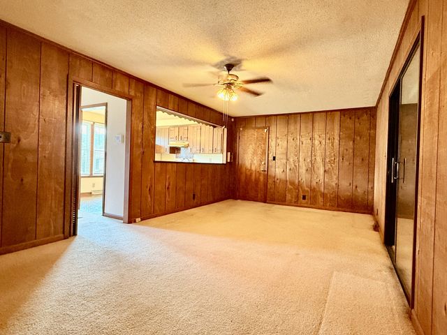 107 Winston Ct, Clarksville, TN 37042