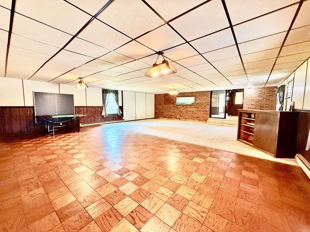 107 Winston Ct, Clarksville, TN 37042