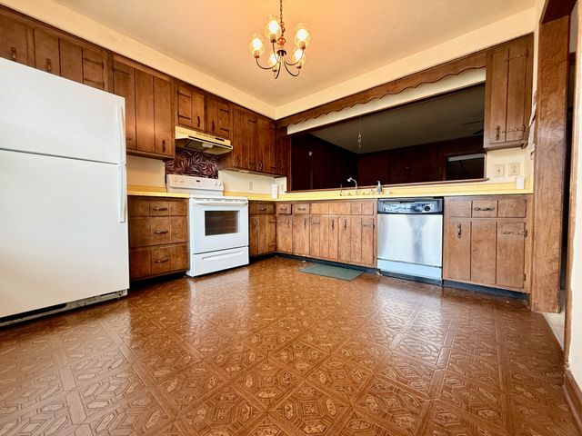 107 Winston Ct, Clarksville, TN 37042